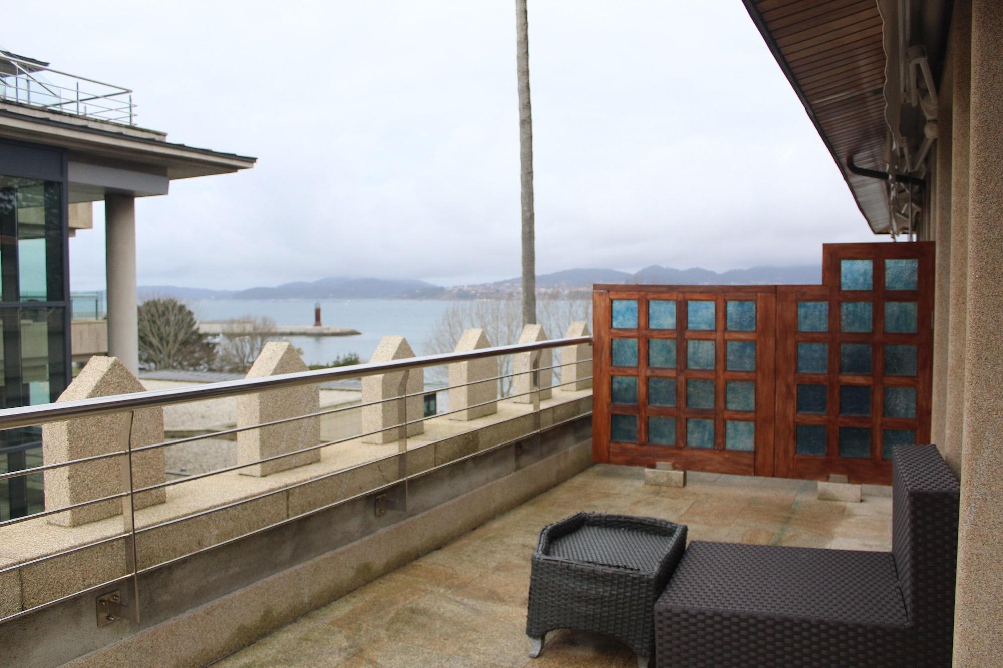 Pazo Los Escudos Hotel Spa & Resort วิโก ภายนอก รูปภาพ A balcony