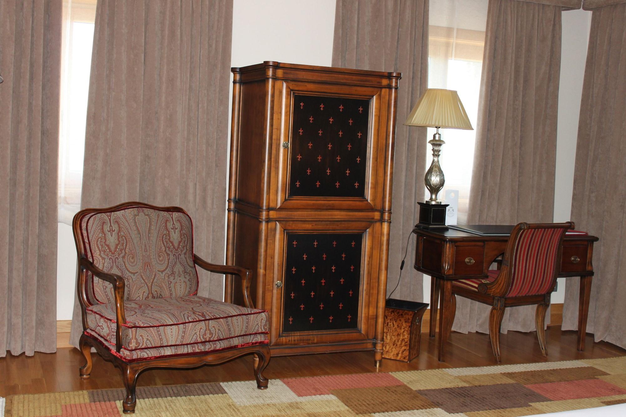 Pazo Los Escudos Hotel Spa & Resort วิโก ภายนอก รูปภาพ A typical room at the hotel