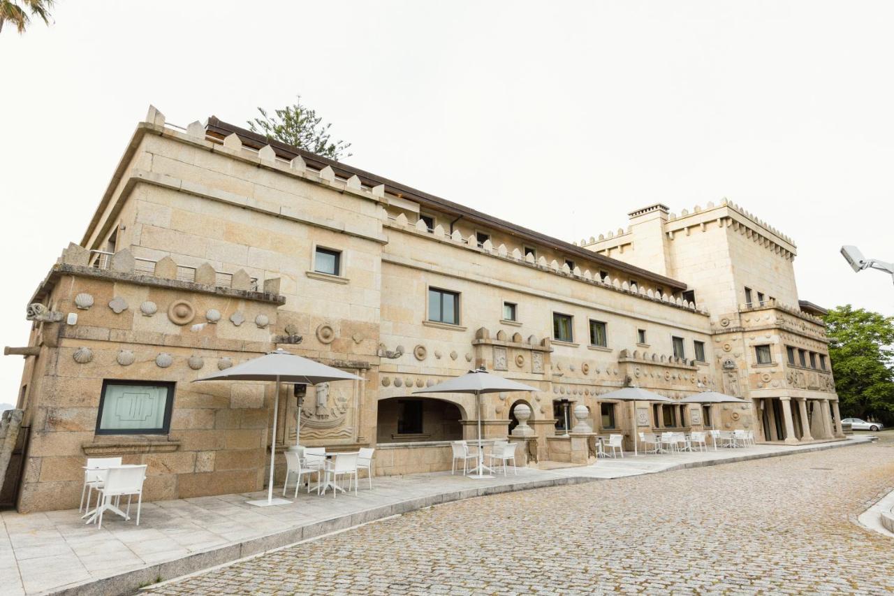 Pazo Los Escudos Hotel Spa & Resort วิโก ภายนอก รูปภาพ The museum building