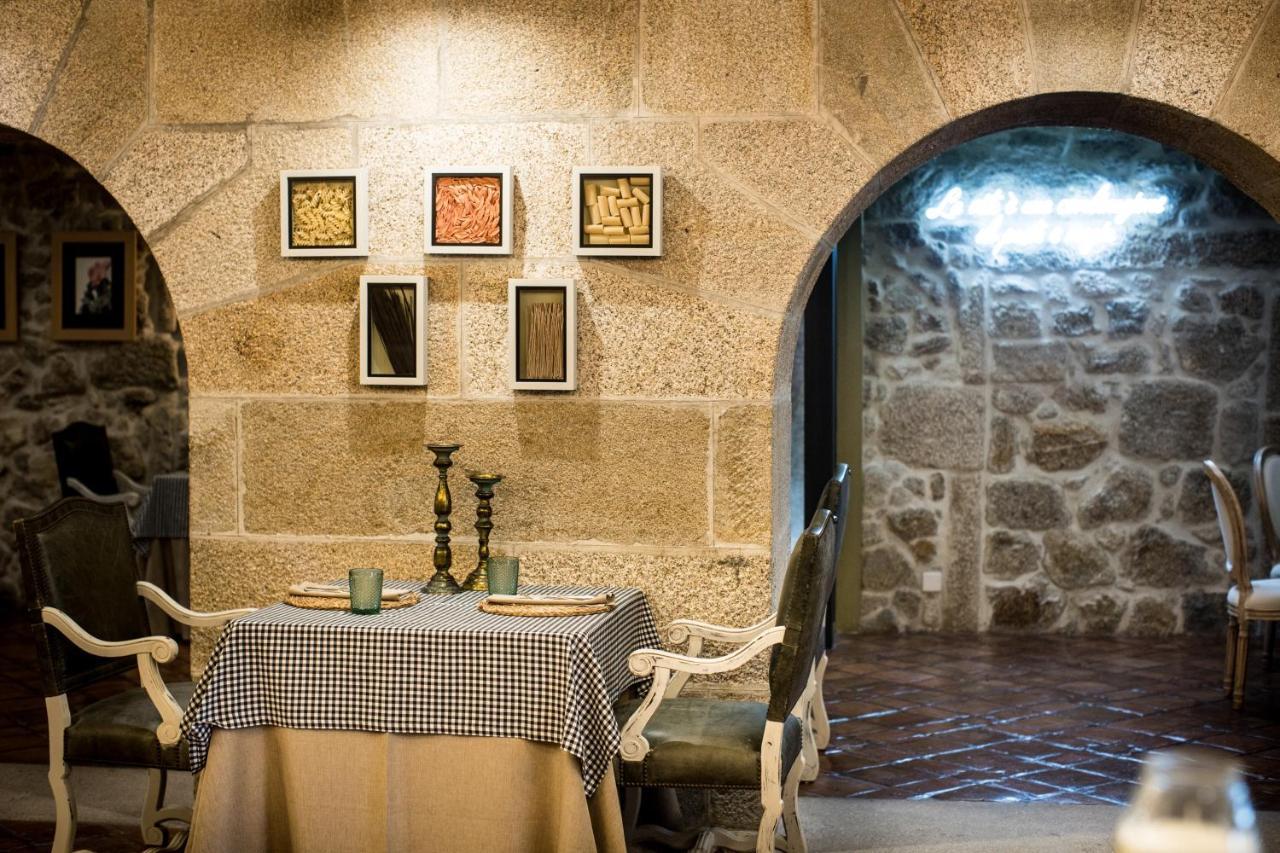 Pazo Los Escudos Hotel Spa & Resort วิโก ภายนอก รูปภาพ Restaurant in Cappadocia