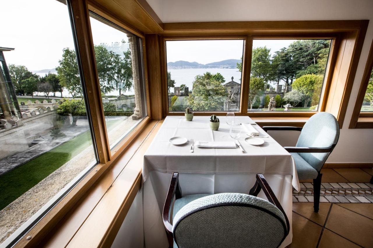 Pazo Los Escudos Hotel Spa & Resort วิโก ภายนอก รูปภาพ Restaurant "La Table du Lac"